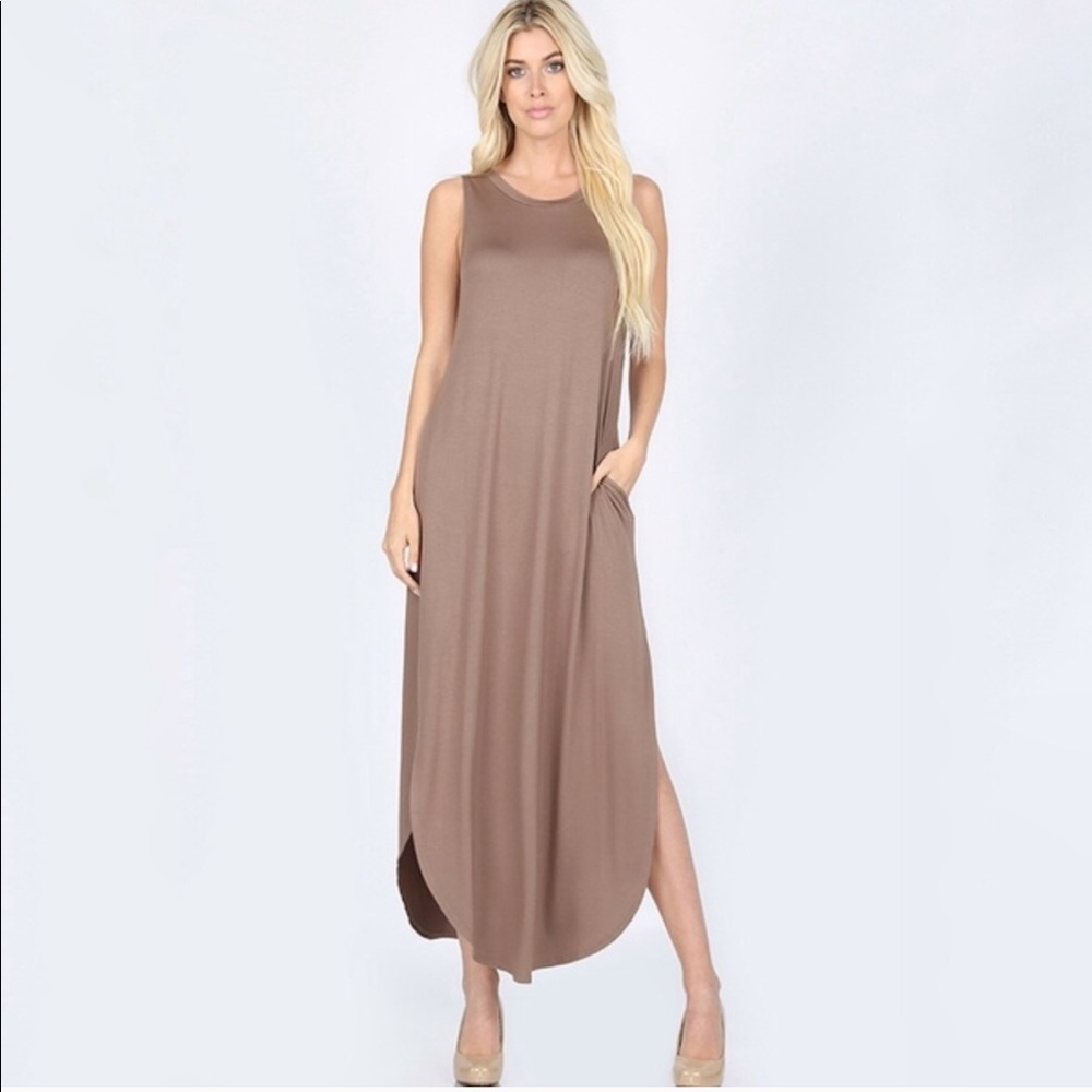 Sleeveless Maxi Dress, with side slits + pockets!